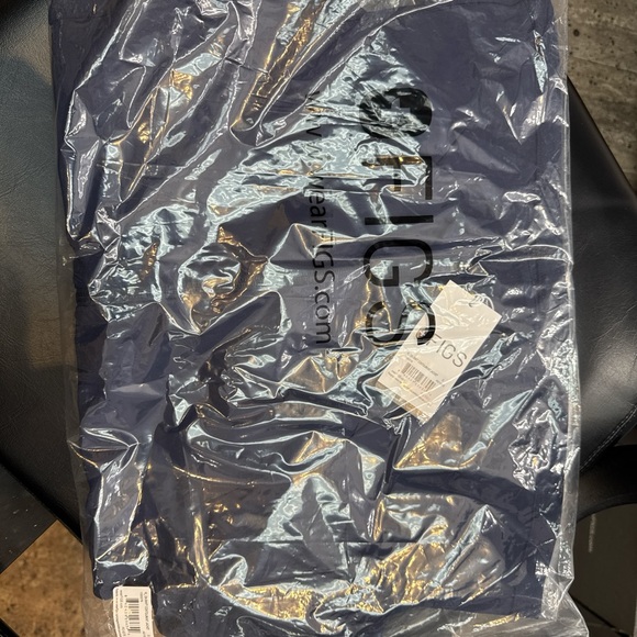 Figs Jacket - Picture 4 of 4